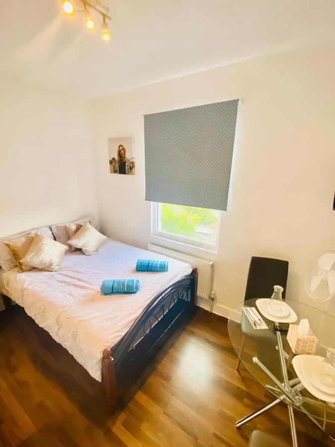 شقة One Bed Studio Flat In Central لندن المظهر الخارجي الصورة